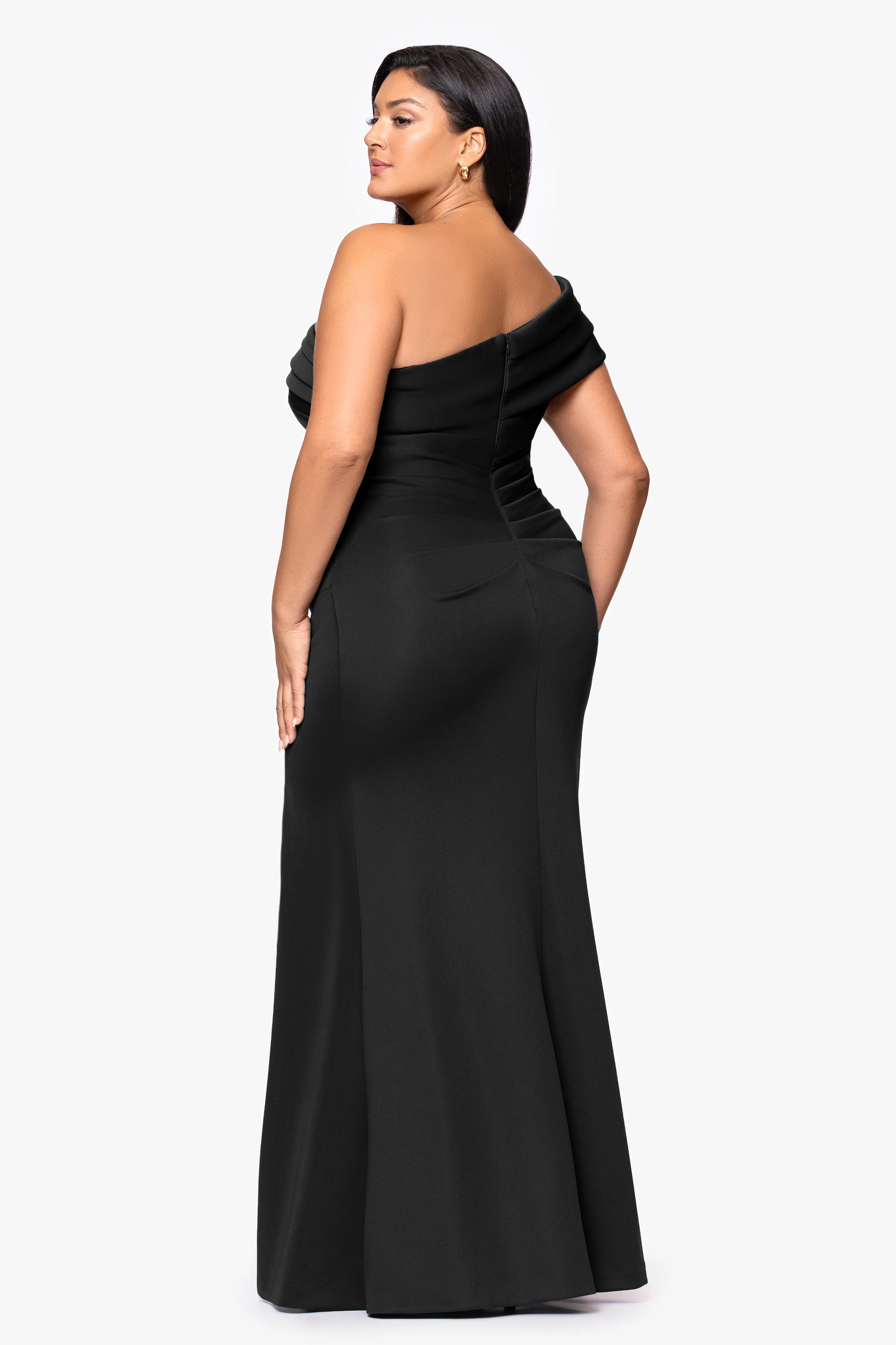 Plus "Whitney" Techno Scuba One Shoulder Off the Shoulder Floor Length Dress - Image 8